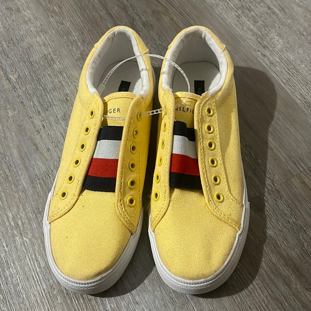 🚫SOLD🚫Tommy Hilfiger Women's Anni Slip-on Sneaker